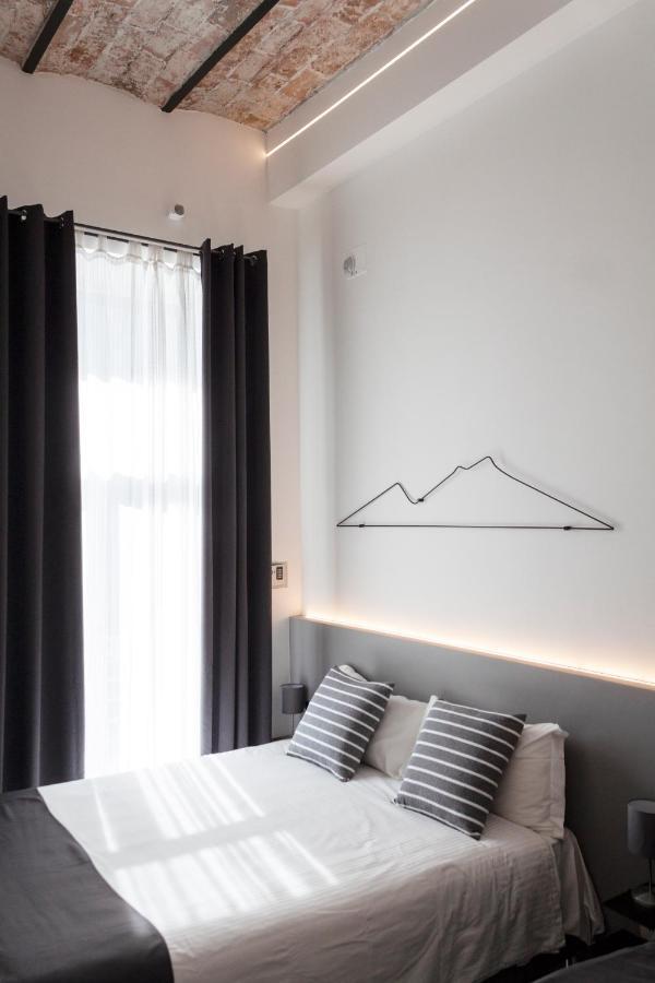 Vesucharme Suite Luxury Room Наполи Екстериор снимка