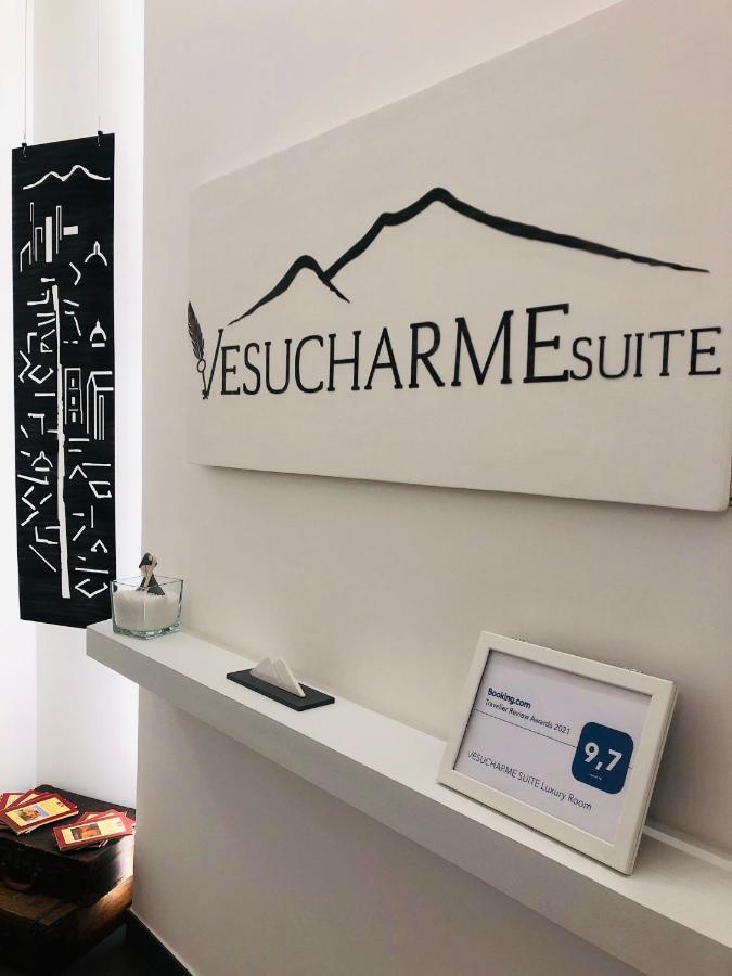 Vesucharme Suite Luxury Room Наполи Екстериор снимка