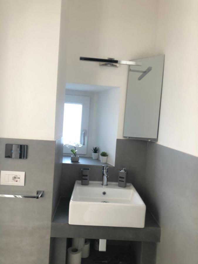 Vesucharme Suite Luxury Room Наполи Екстериор снимка