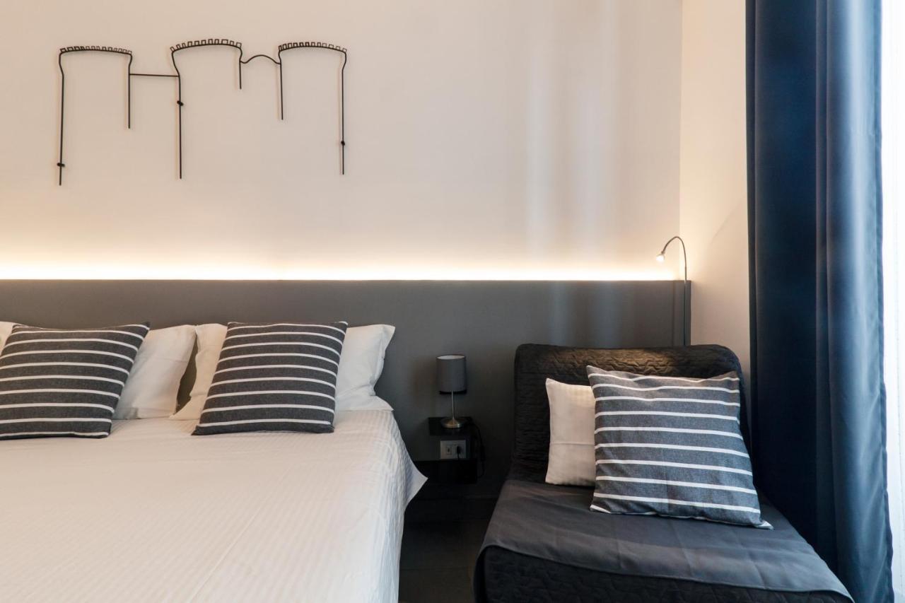Vesucharme Suite Luxury Room Наполи Екстериор снимка