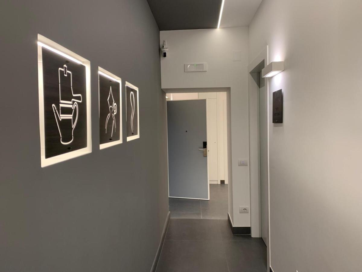 Vesucharme Suite Luxury Room Наполи Екстериор снимка