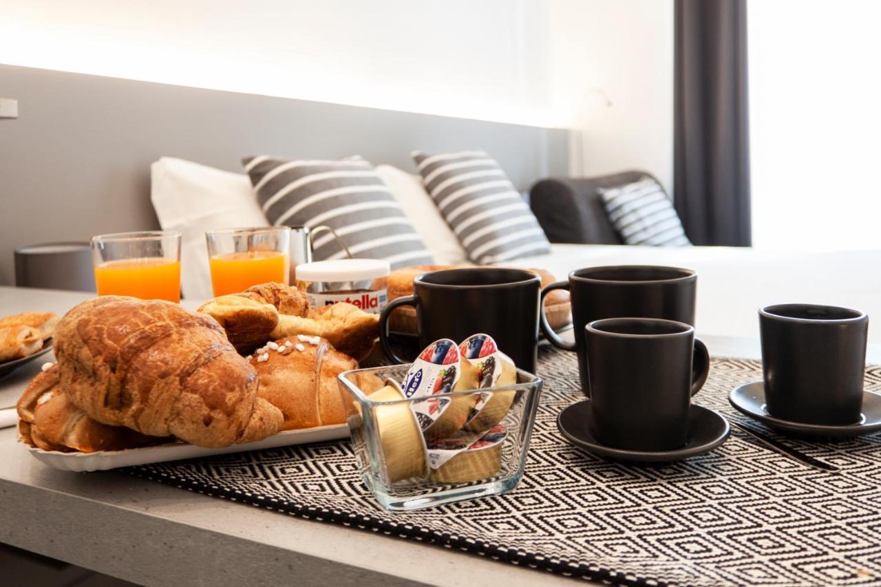 Vesucharme Suite Luxury Room Наполи Екстериор снимка